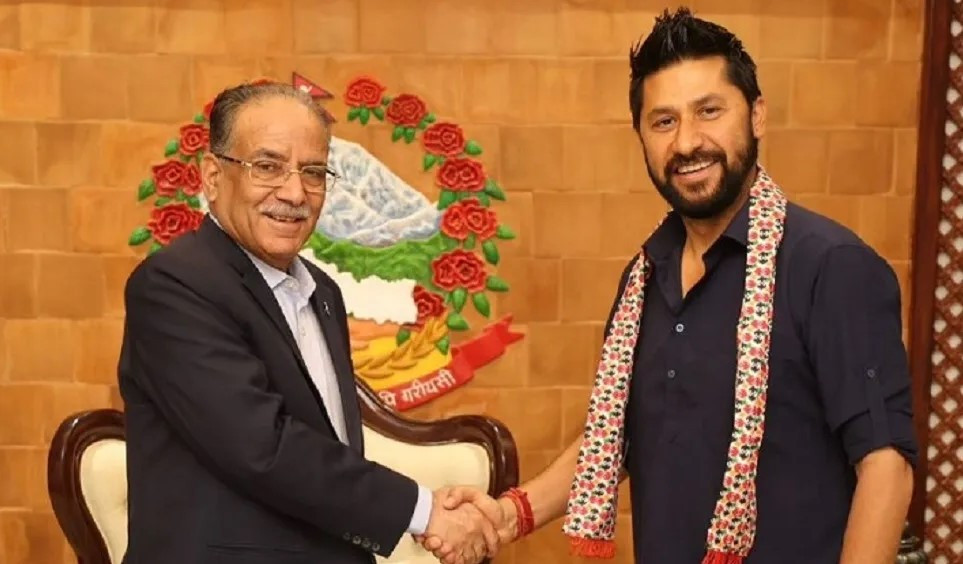  रवि लामिछाने पुगे प्रधानमन्त्री प्रचण्ड भेट्न बालुवाटार 
