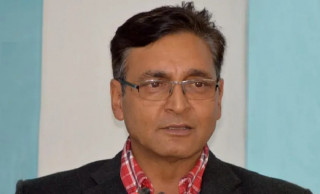 पूर्वमन्त्री रायमाझी प्रहरी नियन्त्रणमा