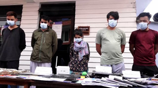 अनलाइन जुवा खेलेको आरोपमा ५ नेपाली पक्राउ