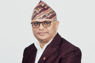 हिक्मत कार्कीले पाएनन् विश्वासको मत
