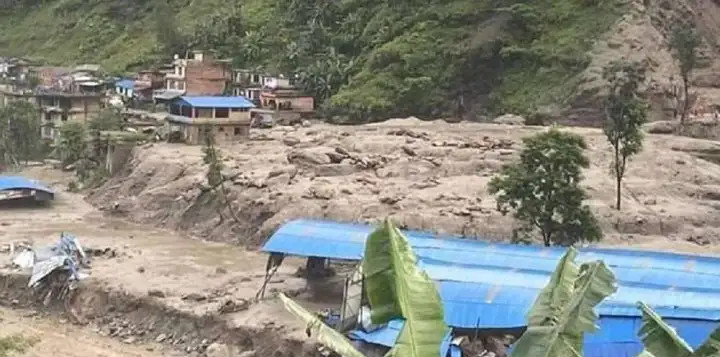 सिन्धुपाल्चोकसहित १२ जिल्लामा बाढीको जोखिम