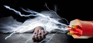 विद्युत् खम्बाको बत्ती निभाउँदा करेन्ट लागेर मृत्यु
