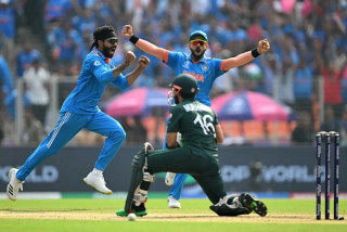आईसीसी एकदिवसीय विश्वकप : पाकिस्तानले भारतलाई दियो १ सय ९२ रनको लक्ष्य