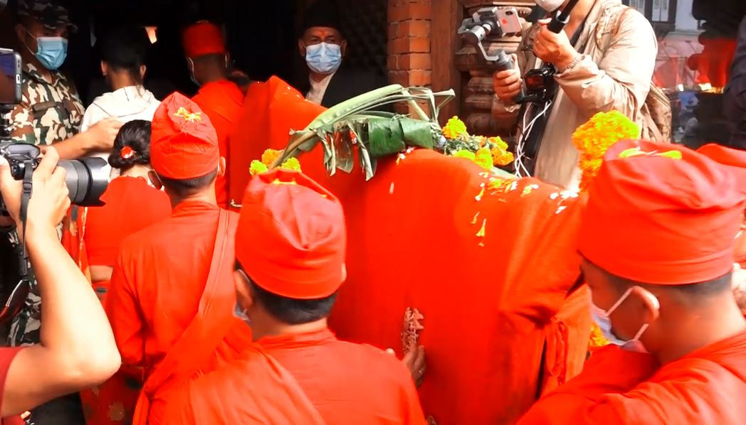 आज दशैंको सातौं दिन फुलपाती भित्र्याइँदै 