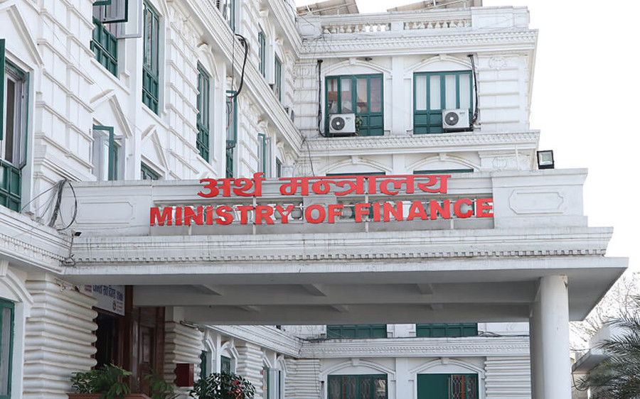 मुलुकको अर्थतन्त्र लयमा फर्किन नसकेपछि,आर्थिक सङ्कटमोचनको सूत्र खोज्दै सरकार