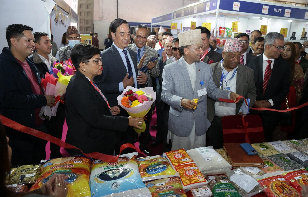 chamber-expo.jpg