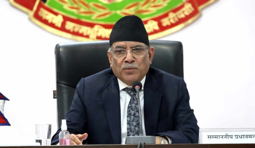 बदलिएको परिस्थितिअनुसार कार्यसम्पादन गर्न कर्मचारीलाई प्रधानमन्त्रीको निर्देशन