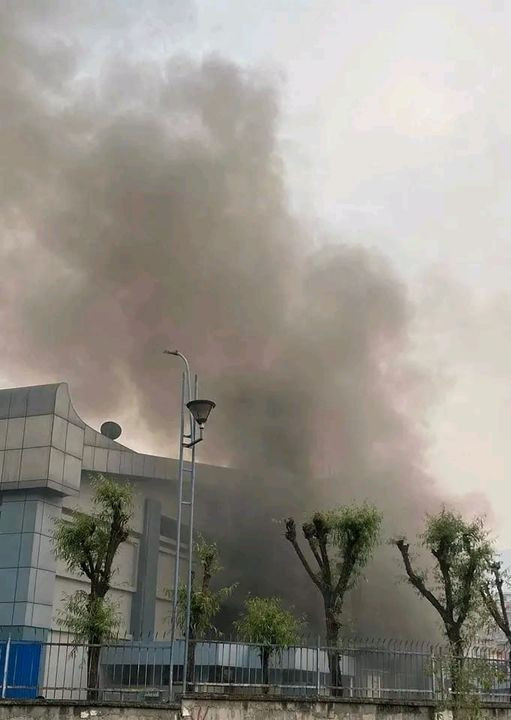 कलंकीस्थित भाटभटेनीमा आगलागी