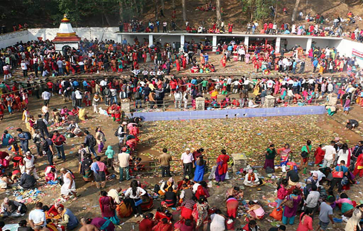 आज श्रद्धापूर्वक मातातीर्थ औँसी मनाइँदै, चन्द्रागिरिको मातातीर्थ कुण्डमा मेला