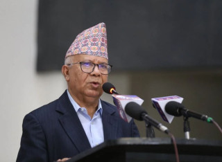 थला परेको अर्थतन्त्रलाई चलायमान बनाउन जरुरी छ : अध्यक्ष नेपाल