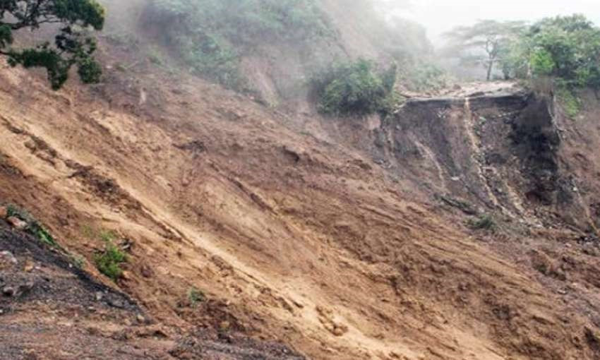 रोल्पाको थबाङमा पहिरो: मृत्यु हुनेको सङ्ख्या ३ पुग्यो, ९ जना अझै बेपत्ता