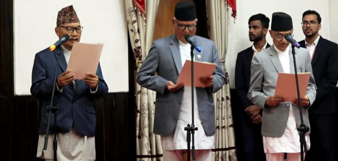 तीन प्रदेश प्रमुखले लिए शपथ