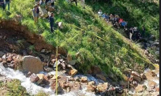रुकुममा बाढीले बगाउँदा दुई जनाको ज्यान गयो