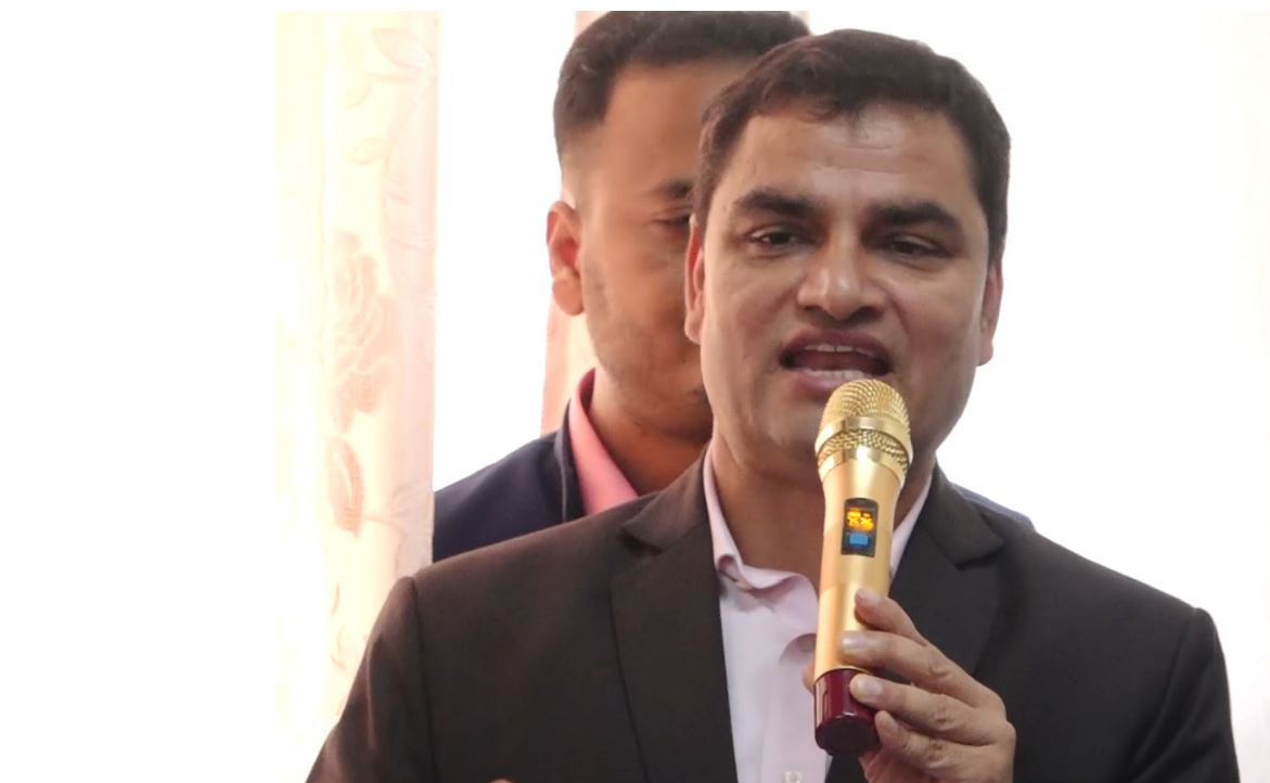 स्वास्थ्य करका सबै रकम बीमाका लागि विनियोजन गर्नुपर्दछ : स्वास्थ्यमन्त्री पौडेल