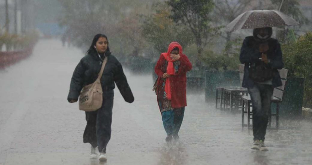 मनसुनी वायु थप सक्रिय,भारी वर्षादेखि हावाहुरीसम्मको सम्भावना