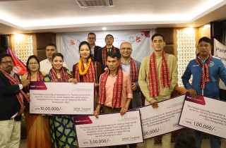 एनसेलद्वारा पलेशा र पारा खेलाडीहरूलाई नगद पुरस्कारसहित सम्मान