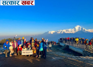दसैँपछि घोडेपानी र पुनहिलमा पर्यटकको चहलपहलमा वृद्धि