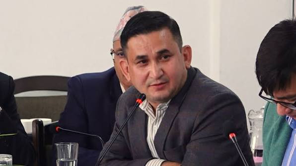 दीर्घ रावल नेपाल राष्ट्र बैंकको डेपुटी गभर्नरमा नियुक्त