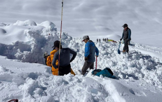 हिमलुङ पहिरो अपडेट : थप ८ जनाको शव भेटियो, मृतकको संख्या १५ पुग्यो