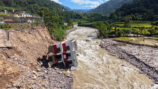 बाढी, पहिरो र हुरीबाट गलकोटमा ६३ घरमा क्षति, अन्यमा आंशिक क्षति