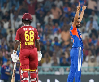 वेस्ट इन्डिजले भारतलाई दियो १७२ रनको लक्ष्य, होप र रदरफोर्डको आक्रामक अर्धशतक