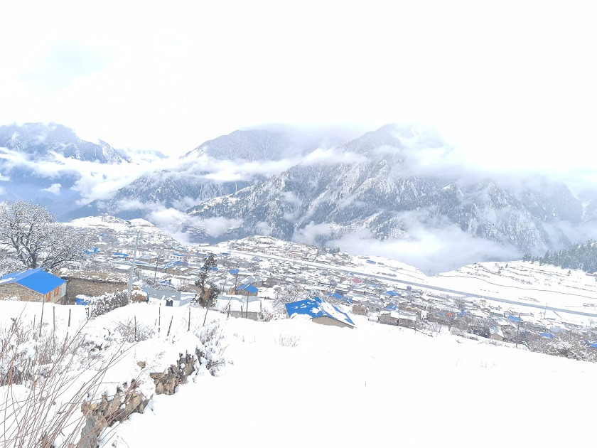 हुम्लामा रातिदेखि मौसम ‘अचानक’ फेरियो, माथि हिमपात–तल वर्षा