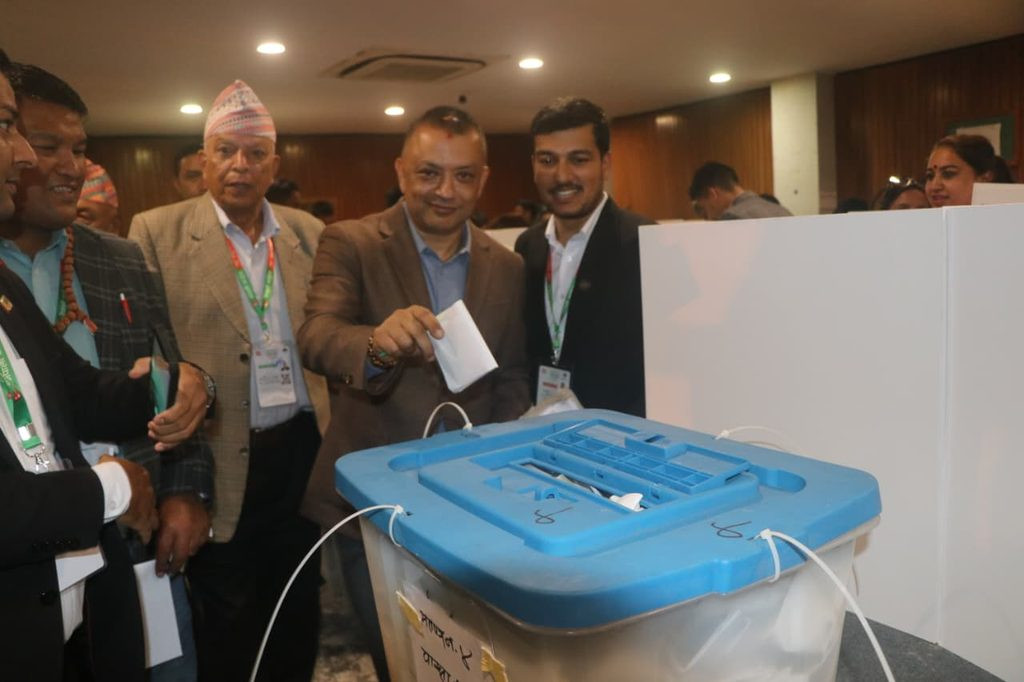 नेपाली कांग्रेसको सभापतिमा गगन थापा निर्वाचित