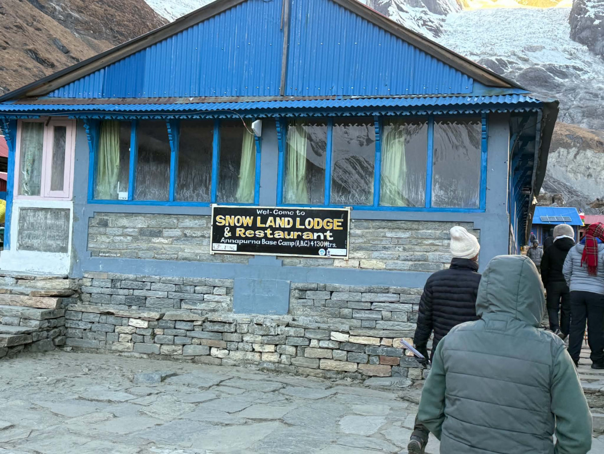 एबीसी क्षेत्रमा होटलको मनपरी शुल्कले पर्यटक मारमा, अनुगमन गर्न स्थानीय निकायसँग माग